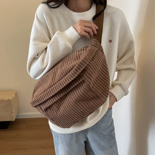 Grand sac banane camel en velours côtelé de taille XXL pour femme