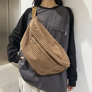 Grand sac banane camel en velours côtelé de taille XXL pour femme