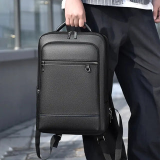 Sac à dos en cuir noir pour le voyage pour homme