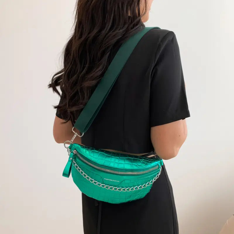 Sac banane à bandoulière de luxe en cuir métallisé vert pour femme - sac-banane-boutique