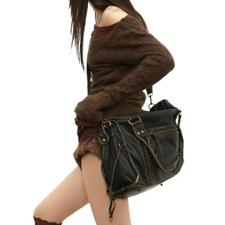 Grand sac à main bandoulière noire fourre tout en cuir pour femme