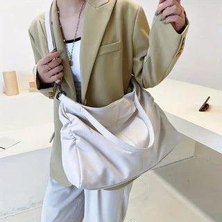 Grand sac à main blanc en cuir pour les cours pour femme