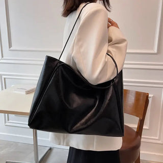 Grand sac à main tendance en cuir noir pour les cours pour femme