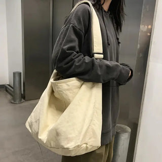 Grand sac banane XXL blanc à bandoulière et en toile pour femme