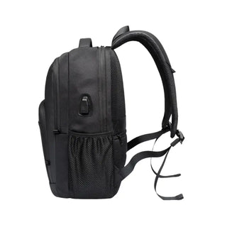 Sac à dos noir et waterproof pour homme pour le voyage et ordinateur