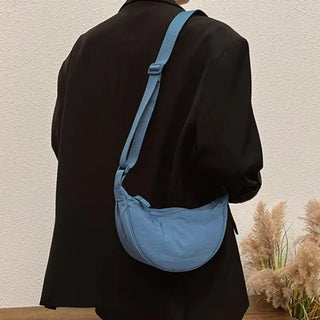 Sac banane bleu marine demi-lune pour femme