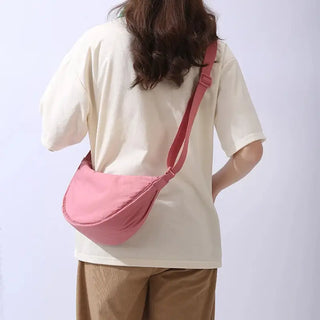 Sac banane rose demi-lune pour femme